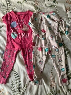 Carters pajamas size 12 months